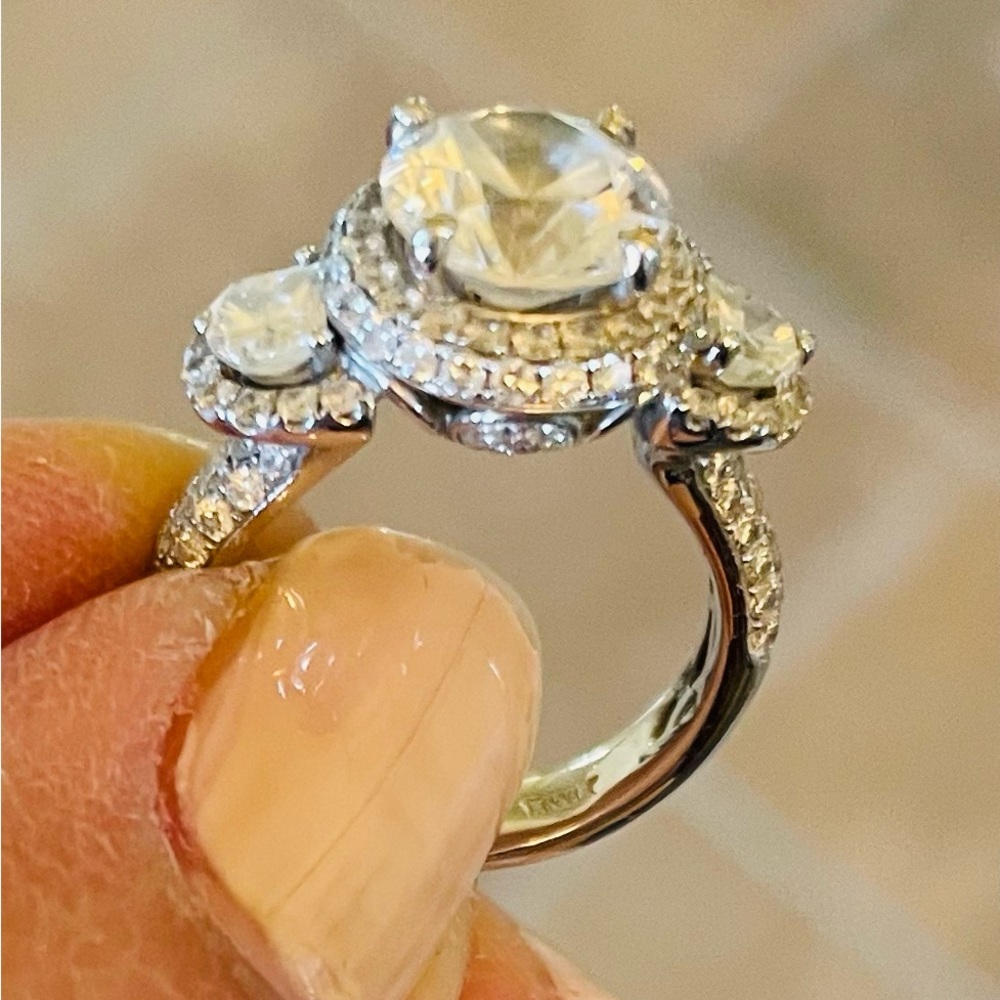Diamond Ring - Picture 12 of 13